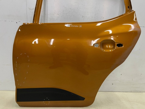 Drzwi Dacia Sandero 3 III 20r.- lewe tylne lewy tył 821135499R