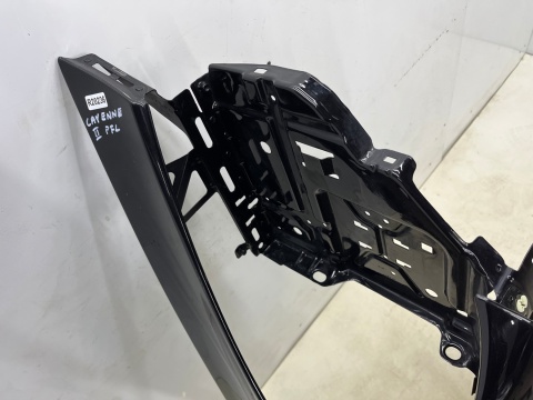 Błotnik Porsche Cayenne 2 II 10-14r. Przedlift prawy przedni prawy przód 7P5821105 / 7P5821252