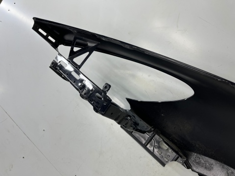 Błotnik Porsche Cayenne 2 II 10-14r. Przedlift prawy przedni prawy przód 7P5821105 / 7P5821252