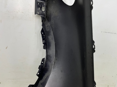 Błotnik Porsche Cayenne 2 II 10-14r. Przedlift prawy przedni prawy przód 7P5821105 / 7P5821252