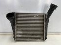 Chłodnica intercoolera Vw Touareg I 7L Touareg II 7p5 Audi Q7 I 4L Porsche Cayenne I 955 Cayenne II 92a powietrza 7p0145804a