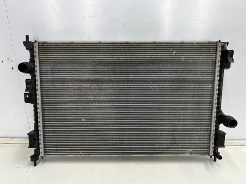 Chłodnica wody Citroen C5 Aircross Peugeot 3008 II 5008 II 308 II 508 II Grandland 16r.- oryginalna SZCZELNA 9811401480