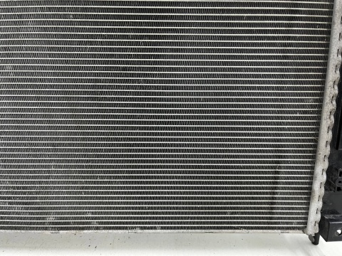 Chłodnica wody Citroen C5 Aircross Peugeot 3008 II 5008 II 308 II 508 II Grandland 16r.- oryginalna SZCZELNA 9811401480