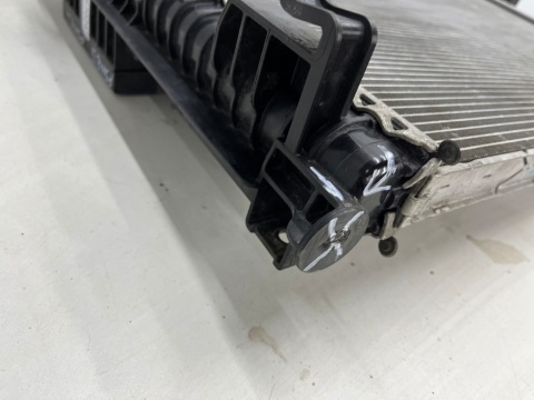 Chłodnica wody Citroen C5 Aircross Peugeot 3008 II 5008 II 308 II 508 II Grandland 16r.- oryginalna SZCZELNA 9811401480