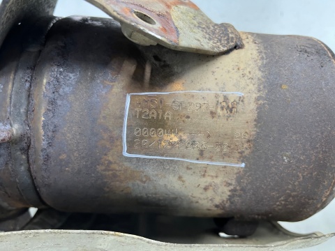 Kolektor wydechowy Ford C-Max MK1 CMax Mk1 Ford Focus MK2 03-10r. 2.0b Benzyna katalizator pełny siatka 4m51-5f297-ra t2a1a