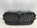 Pas przedni BMW X7 G07 18r.- wzmocnienie czołowe ramka atrapy grilla żaluzja kierownica powietrza oryginalna 22677510