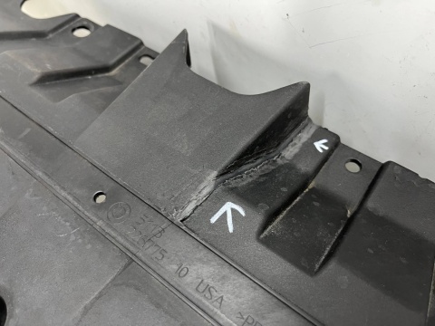 Pas przedni BMW X7 G07 18r.- wzmocnienie czołowe ramka atrapy grilla żaluzja kierownica powietrza oryginalna 22677510