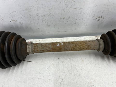 Półoś Volvo C30 C70 S40 V50 Ford C-max MK1 Focus MK2 03-12r. 2.0b LEWA przednia półoś napędowa krótka lewy przód 3m51-3b437-kh