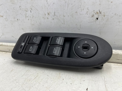 Przełącznik Ford C-Max CMax Mk1 03-10r. panel sterowania podnoszenia szyb lusterek przycisk lewy przód 7m5t-14a132-aa