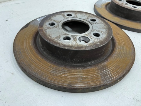 Tarcze hamulcowe Volvo C30 C70 S40 V40 V50 Ford C-max MK1 Focus MK2 03-12r. tylne 280mm. tarcza tył KOMPLET