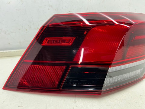 Lampa VW Golf 8 VIII HB 5Drzwi 19r.- lewa tylna oryginalna lewy tył 5h0945095c