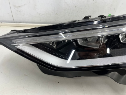 Lampa reflektor Audi Q8 e-tron Q8 e-tron Sportback 18r.- LEWA przednia FULL LED Europa oryginal lewy przód 4ke941039