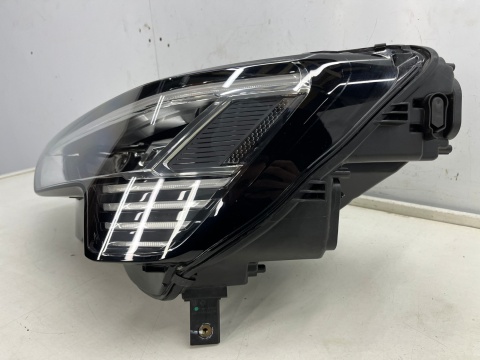Lampa reflektor Audi Q8 e-tron Q8 e-tron Sportback 18r.- LEWA przednia FULL LED Europa oryginal lewy przód 4ke941039
