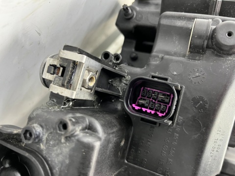 Lampa reflektor Audi Q8 e-tron Q8 e-tron Sportback 18r.- LEWA przednia FULL LED Europa oryginal lewy przód 4ke941039