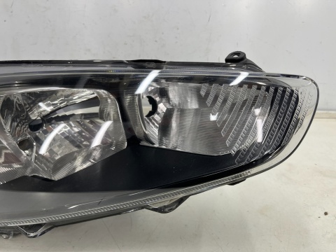 Lampa reflektor Ford Fiesta VI MK7 LIFT 12-17r. prawa przednia prawy przód zwykła c1bb-13w029-ad