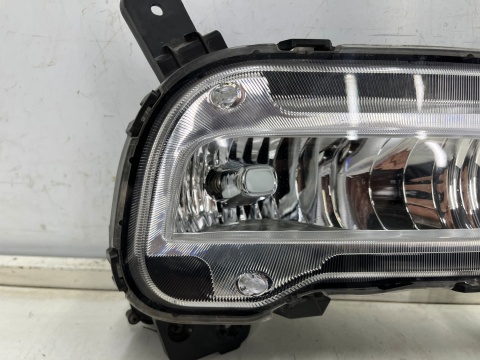 Lampa reflektor Hyundai H1 II H-1 II H200 Starex TQ LIFT 17-23r. PRAWY przedni halogen swiatło przeciwmgielne oryginalne