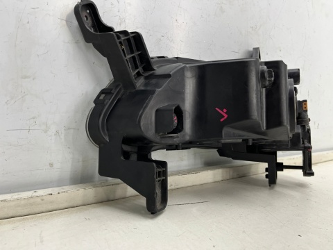 Lampa reflektor Hyundai H1 II H-1 II H200 Starex TQ LIFT 17-23r. PRAWY przedni halogen swiatło przeciwmgielne oryginalne