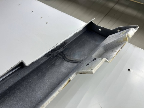 Listwa progowa Mercedes w213 s213 E-klasa 16-23r. sedan kombi LEWA nakładka progowa progu zewnętrzna lewy próg a2136908304