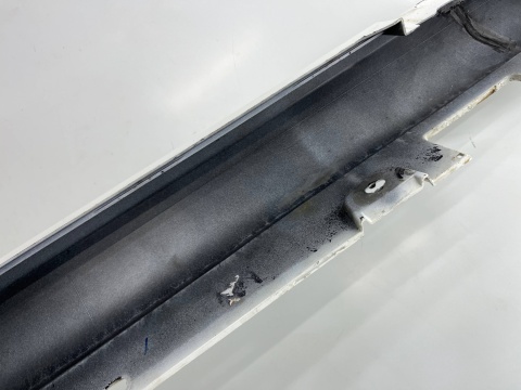 Listwa progowa Mercedes w213 s213 E-klasa 16-23r. sedan kombi LEWA nakładka progowa progu zewnętrzna lewy próg a2136908304