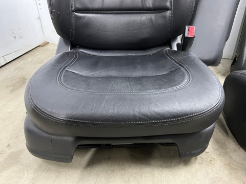 Fotele Hyundai Grandeur IV 05-11r. kanapa skóra KOMPLET elektryczne podgrzewane z pamięcią AIRBAGami EUROPA 