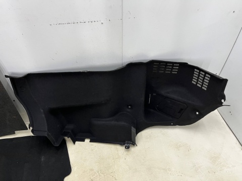 Tapicerka Hyundai Grandeur IV 05-11r. wykładzina boczki bagażnika wkład mata dywan podłoga KOMPLET
