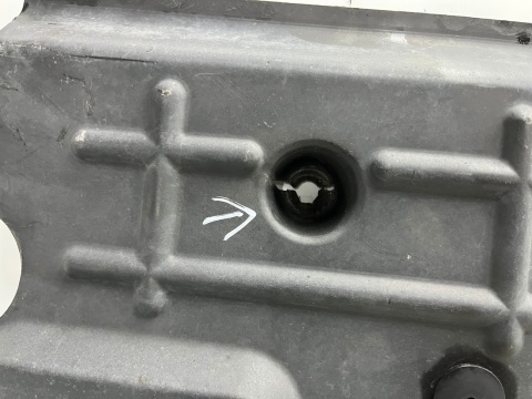 Osłona pod silnik Hyundai Grandeur IV 05-11r. 2.2 CRDi osłona podwozia dolna płyta pod silnik oryginalna