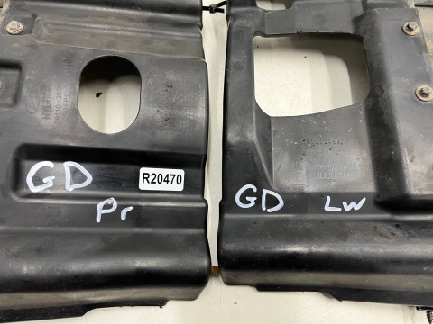 Osłona podwozia Hyundai Grandeur IV Sonata NF 05-11r. prawa lewa osłona boczna wnęki nadkola KOMPLET 29110-3k050 29110-3k000