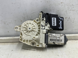 Podnośnik szyb VW Touran I 1T0 Octavia 2 II 03-15r. lewy tylny silniczek do mechanizmu podnoszenia szyb lewy tył 1k0959703j