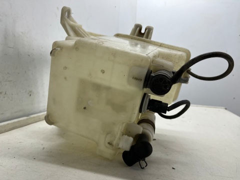 Zbiorniczek spryskiwaczy Hyundai Grandeur IV 05-11r. dwie pompki na KSENON XENON 98610-3l200