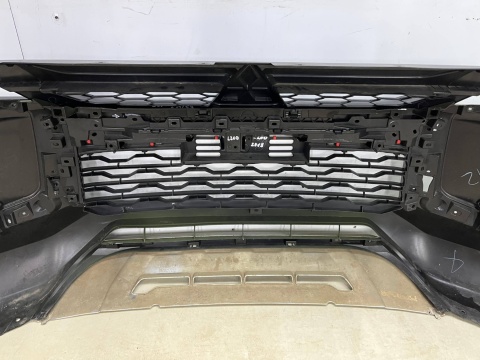 Zderzak przedni Mitsubishi L200 5 V  19-23r. Lift przód 6400J790ZZ