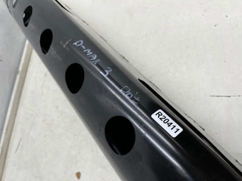 Belka zderzaka Isuzu D-Max Dmax 3 III 20r.- DOLNE przednie wzmocnienie zderzaka atrapy pasa przedniego przód