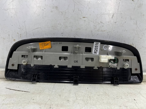 Lampa Hyundai Grandeur IV 05-11r. trzecie dodatkowe światło stop 