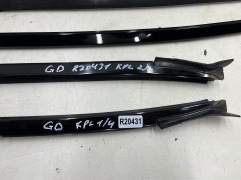 Listwa dachowa Hyundai Grandeur IV 05-11r. dachowa prawa lewa nakładka listwa zgarniająca szyby przedniej KOMPLET