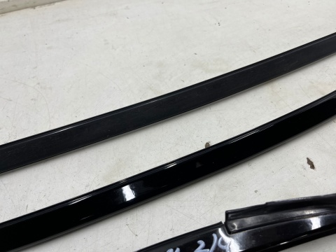 Listwa dachowa Hyundai Grandeur IV 05-11r. dachowa prawa lewa nakładka listwa zgarniająca szyby przedniej KOMPLET