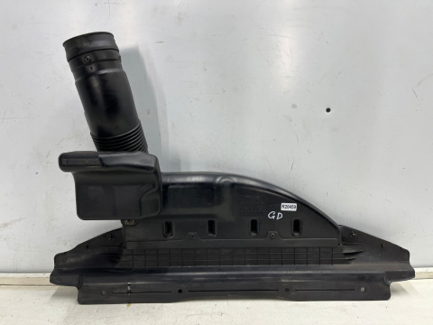 Osłona chłodnicy Hyundai Grandeur IV 05-11r. 2.2 CRDi GÓRNA kierownica powietrza pasa przedniego wlot dolot rezonator rura