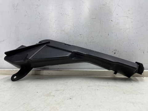 Osłona chłodnicy Hyundai H1 II H-1 II H200 Starex TQ LIFT 17-23r. prawa kierownica powietrza pasa przedniego 28213-4h500