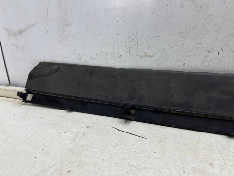 Osłona chłodnicy Peugeot 508 II 18r.- DOLNA kierownica powietrza pasa przedniego wlot 9817685380