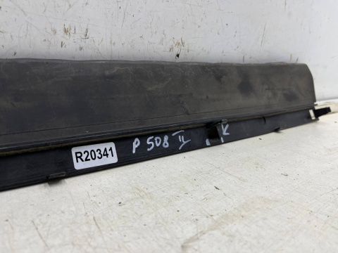 Osłona chłodnicy Peugeot 508 II 18r.- DOLNA kierownica powietrza pasa przedniego wlot 9817685380