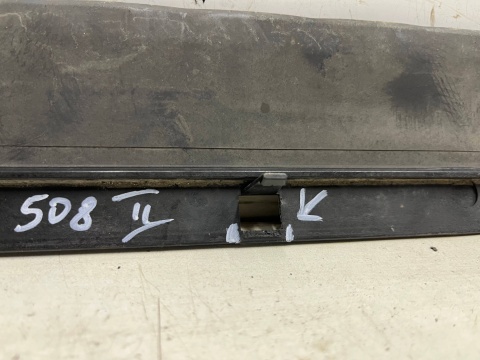 Osłona chłodnicy Peugeot 508 II 18r.- DOLNA kierownica powietrza pasa przedniego wlot 9817685380