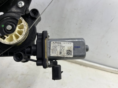 Podnośnik szyb Fiat 500 07r.- prawy przedni mechanizm podnoszenia szyb elektryczny prawy przód 52060970