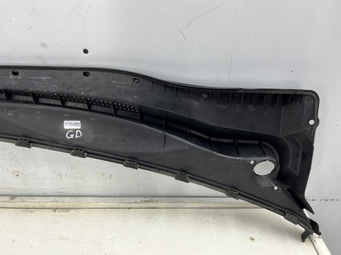 Podszybie Hyundai Grandeur IV 05-11r. górne nieuszkodzone Europa 86150-3l000