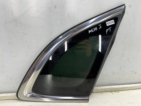 Szyba boczna MG HS I EHS 18r.- trójkąt karoseryjna prawa tylna prawy tył CIEMNA oryginalnie przyciemniona 10400535