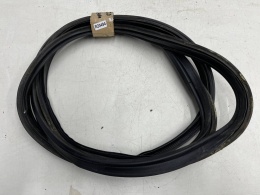 Uszczelka Hyundai Grandeur IV 05-11r. guma klapy bagażnika karoseryjna wewnętrzna NIE USZKODZONA