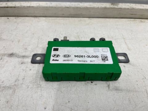 Wzmacniacz antenowy Hyundai Grandeur IV 05-11r. moduł radia 96261-3l000
