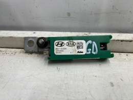 Wzmacniacz antenowy Hyundai Grandeur IV 05-11r. moduł radia 96271-3l500