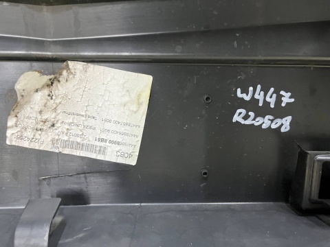 Zderzak przedni Mercedes W447 Vito 3 III 14r.- przód A4478809800