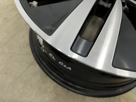 Felga Mercedes w177 CLA C118 X118 w247 CL c215 6.5jx17 ET44 5x112 felga pojedyncza aluminiowa 17 cali oryginalna a1774010200