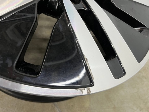 Felga Mercedes w177 CLA C118 X118 w247 CL c215 6.5jx17 ET44 5x112 felga pojedyncza aluminiowa 17 cali oryginalna a1774010200