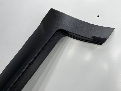 Nakładka progu Opel Crossland 2017r.- prawa listwa próg zewnętrzny nakładka 13482064