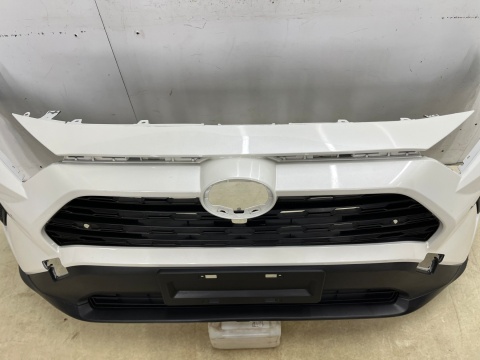 Zderzak przedni Toyota Rav4 5 V XA50 19r.- przód 4XPDC spryski 52119-42B20